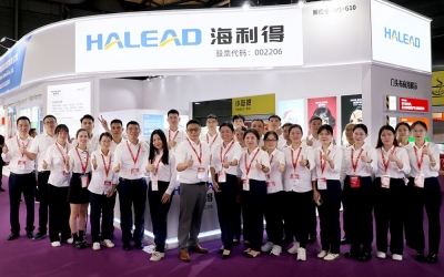 ���������ֳɲ�չSIGN CHINA 2024������������Я��ȫ��ͻ�����δ��